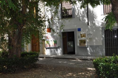 Apartamentos La Casa Pintada Caces Exterior foto